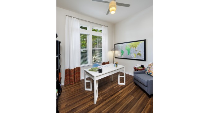 Central Square at Watermark Apartments Image 40