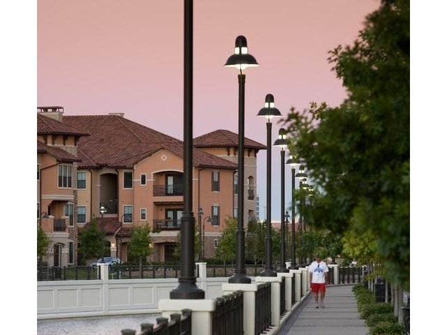 Extraordinary Canal view / Trail