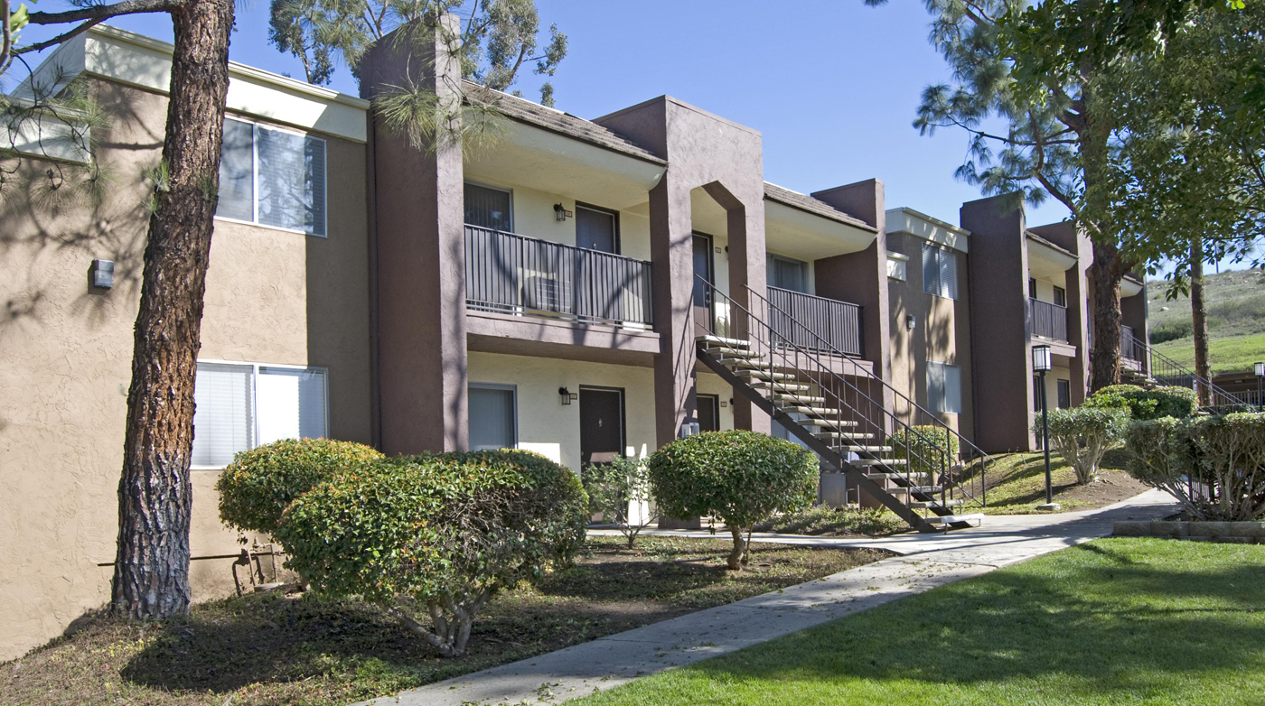 Exterior of Summerlyn Apartment Homes