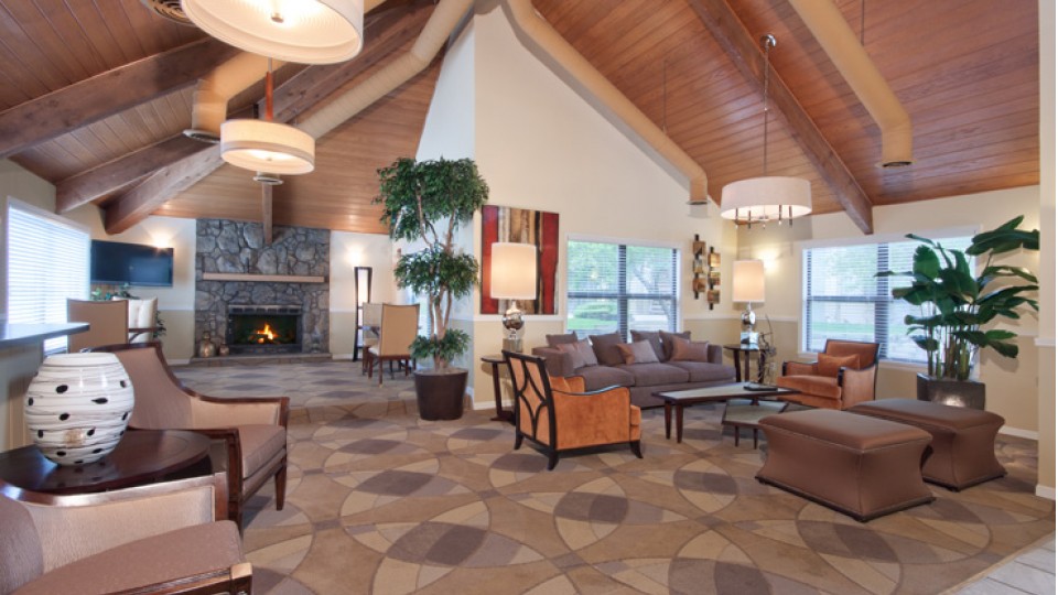 The resident clubhouse has hours 6 days a week